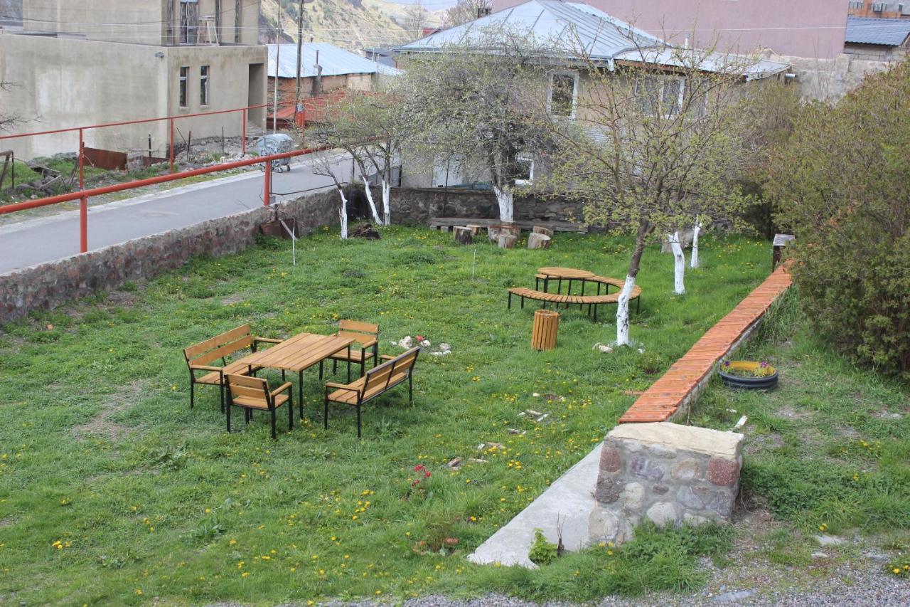 Golden Star Kazbegi Hotel Luaran gambar