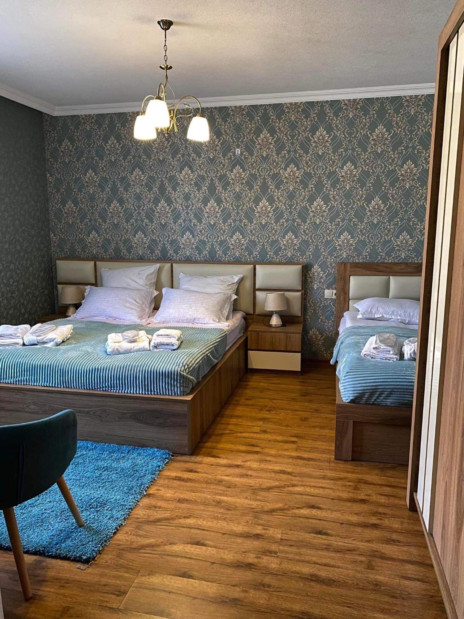 Golden Star Kazbegi Hotel Bilik gambar
