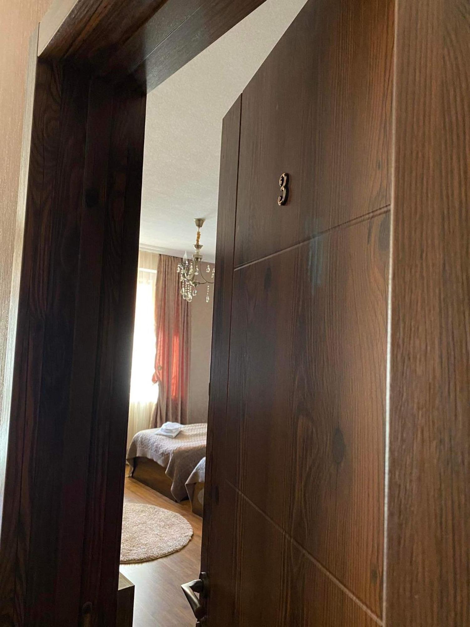 Golden Star Kazbegi Hotel Bilik gambar